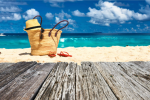 Férias de verão acessíveis: dicas para viajar e relaxar sem acumular dívidas