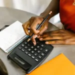 Dividindo suas despesas sem estresse: 7 estratégias práticas