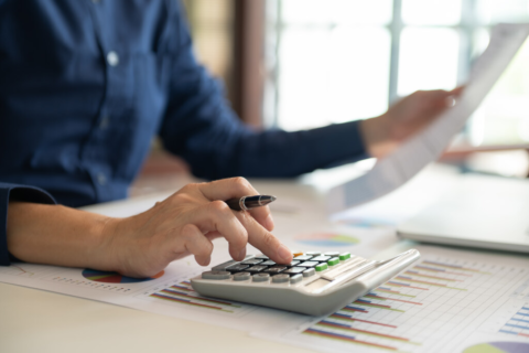 Estratégia fácil para gerenciar despesas fixas sem complicar as finanças