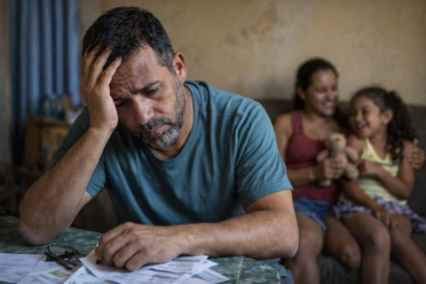 Estratégias para gerenciar suas contas e aliviar o orçamento sem comprometer o mês